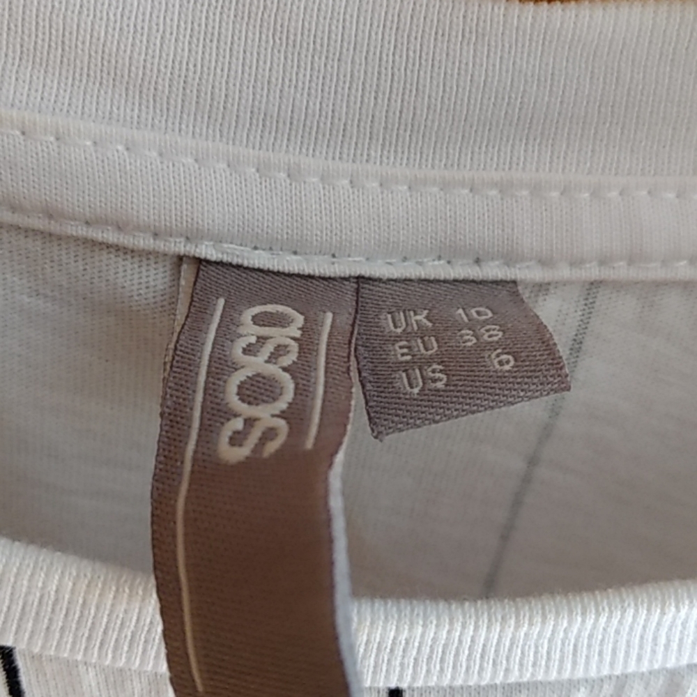Asos crop top. Size 6. - Picture 3 of 6